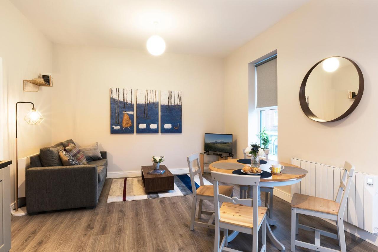Blue Door Apartments Newcastle  Dış mekan fotoğraf